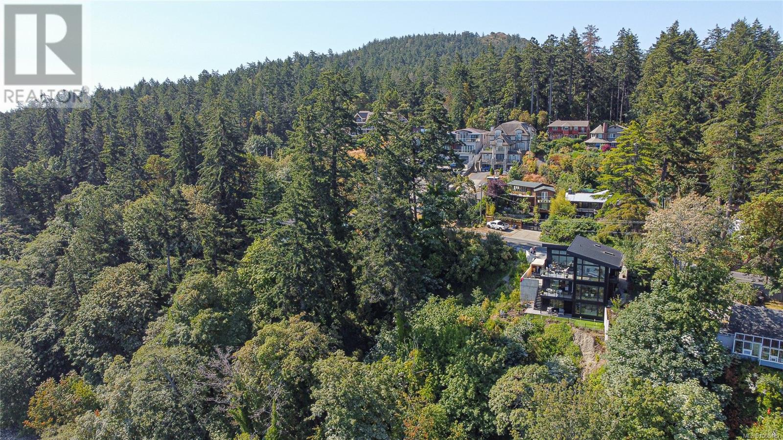 Photo 21 of 4563 Cordova Bay Rd, Saanich BC