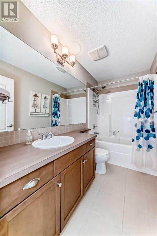 Single Family House for Sale in  Evanston Drive NW Evanston Calgary 