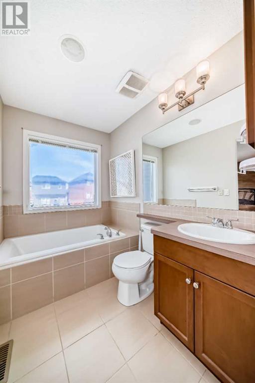 Single Family House for Sale in  Evanston Drive NW Evanston Calgary 