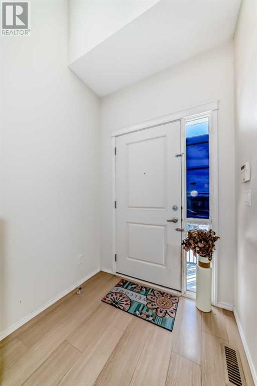 Single Family House for Sale in  Evanston Drive NW Evanston Calgary 