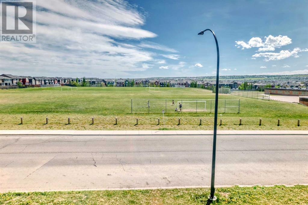 Single Family House for Sale in  Evanston Drive NW Evanston Calgary 