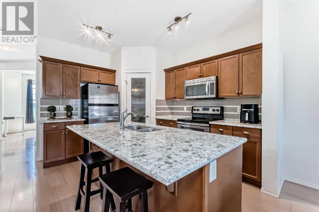 817 Evanston Drive NW, Calgary, Alberta