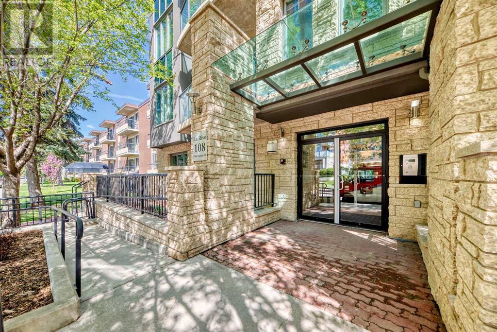 Single Family House for Sale in    Avenue SW Mission Calgary 