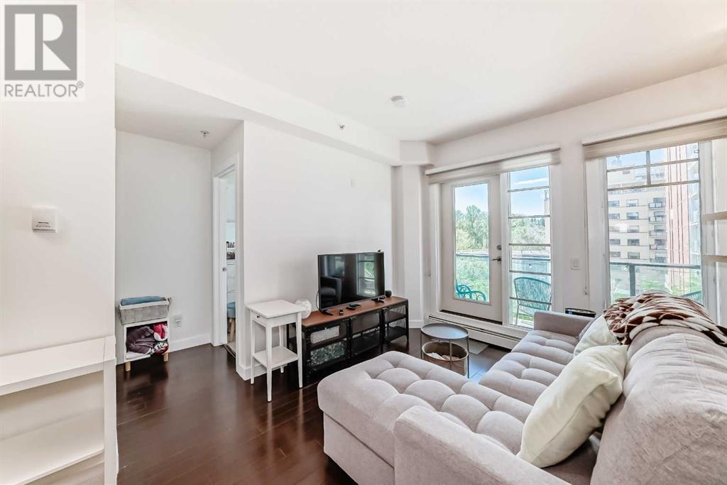 Single Family House for Sale in    Avenue SW Mission Calgary 
