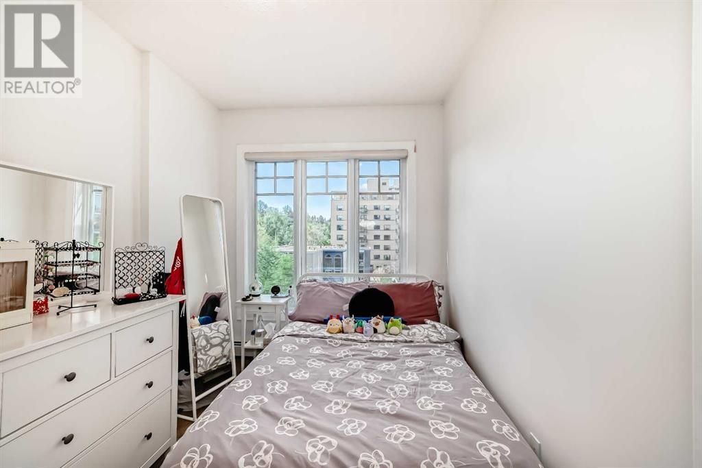 Single Family House for Sale in    Avenue SW Mission Calgary 