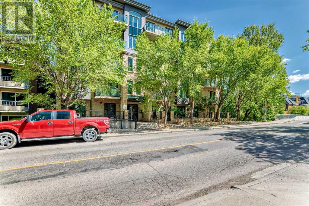 Single Family House for Sale in    Avenue SW Mission Calgary 