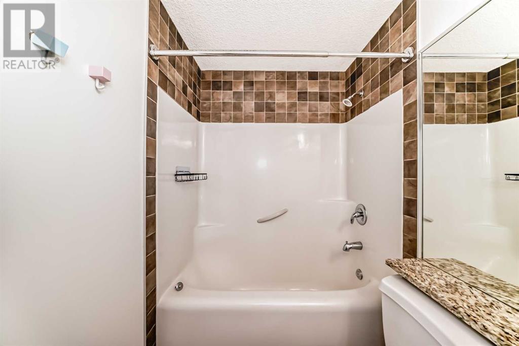 Single Family House for Sale in    Avenue SW Mission Calgary 