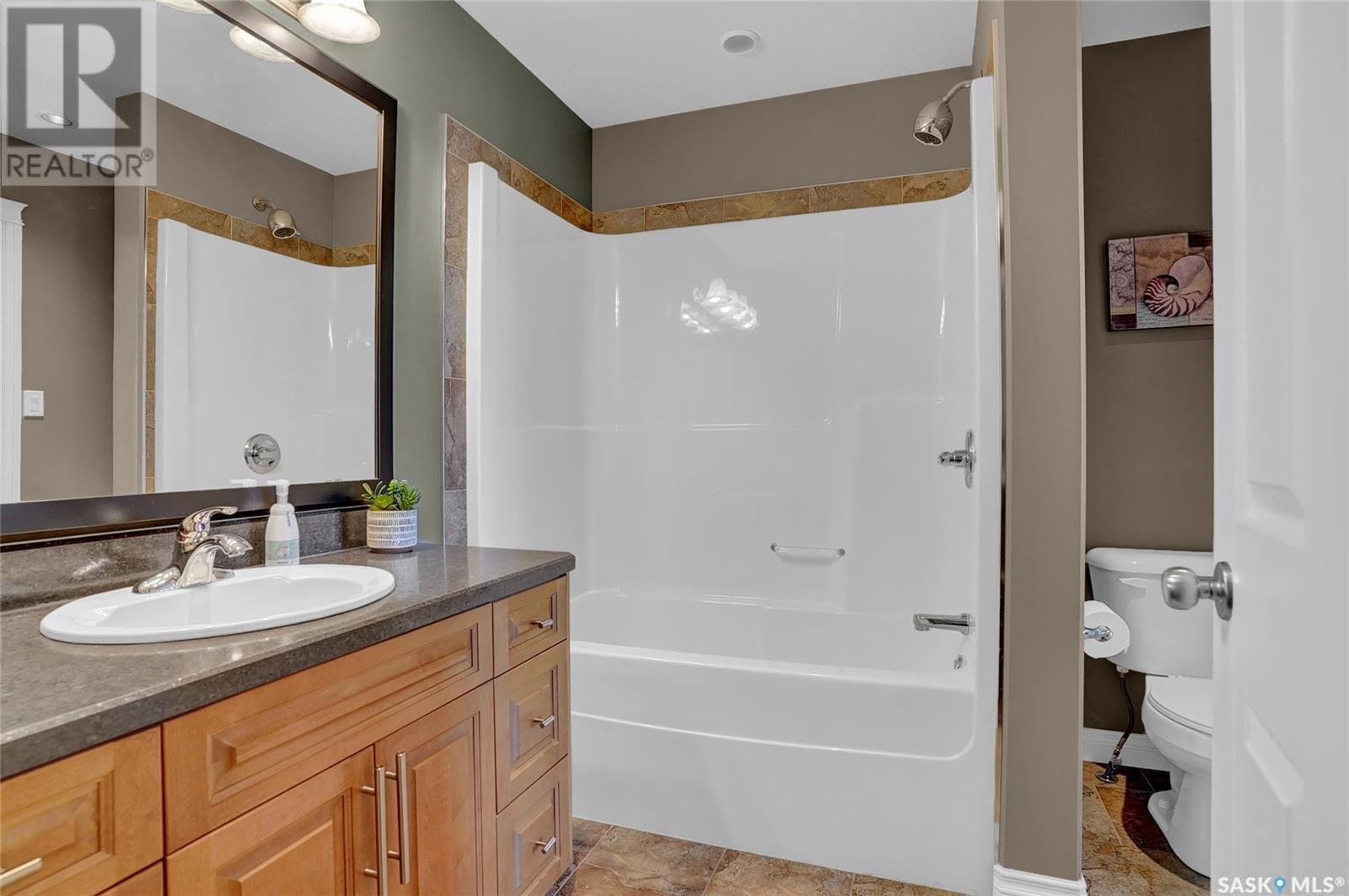Photo 25 of 289 Wood Lily Drive, Moose Jaw SK