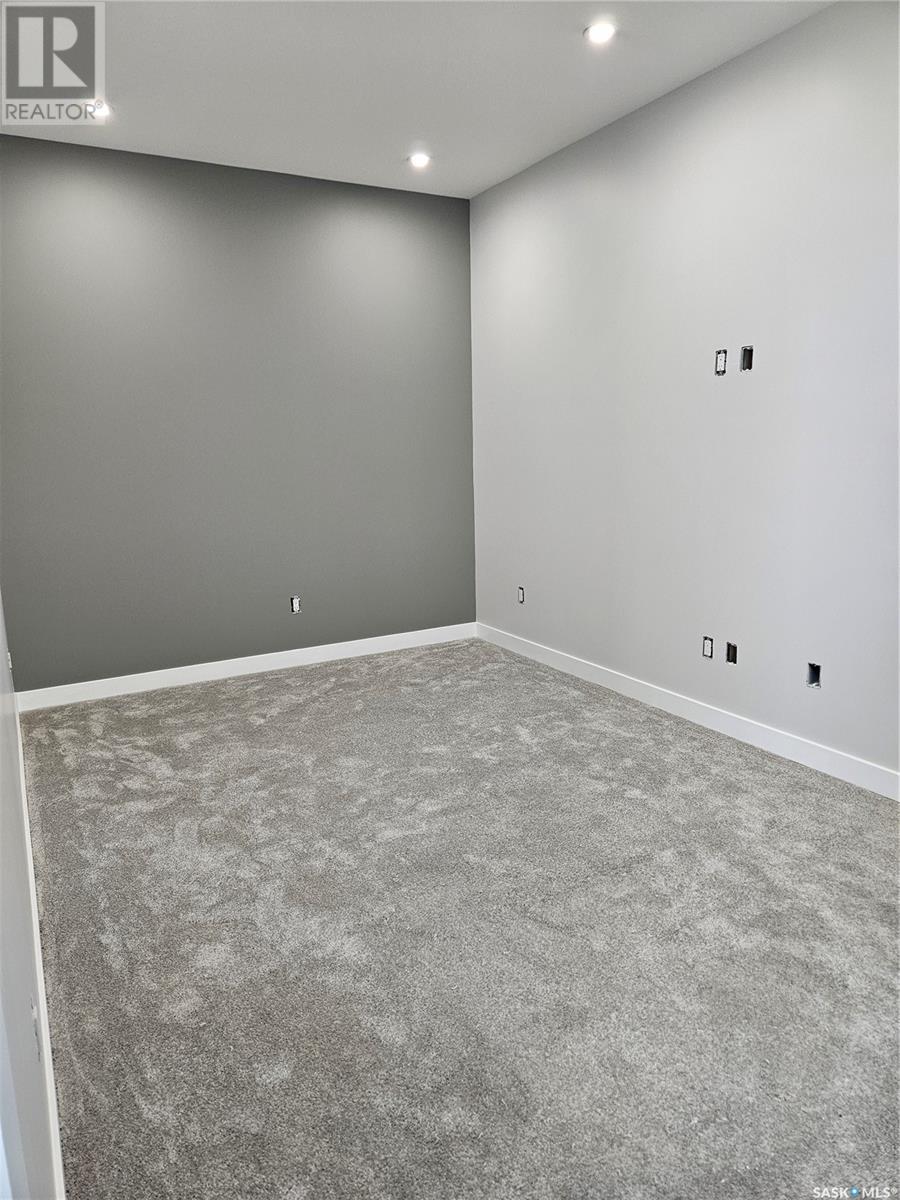 Photo 17 of 848 Delaet Bay, Warman SK