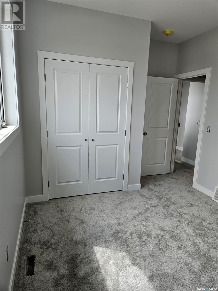 Photo 45 of 848 Delaet Bay, Warman SK