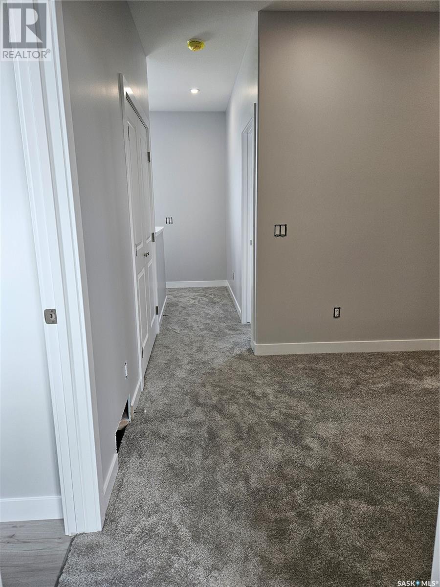 Photo 44 of 848 Delaet Bay, Warman SK