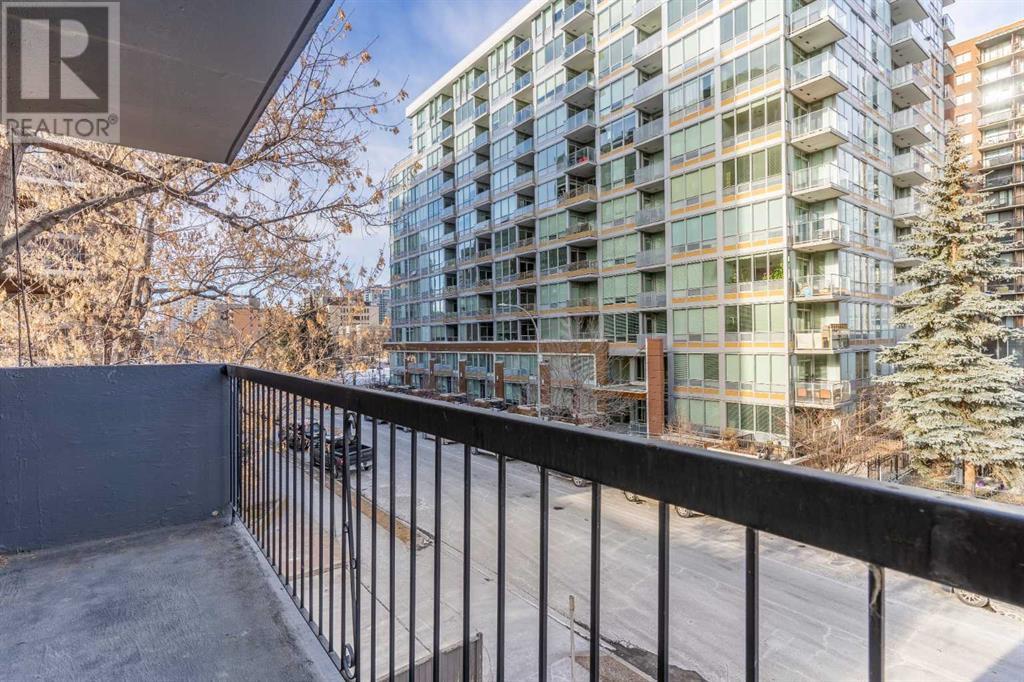 Single Family House for Sale in    Avenue SW Beltline Calgary 