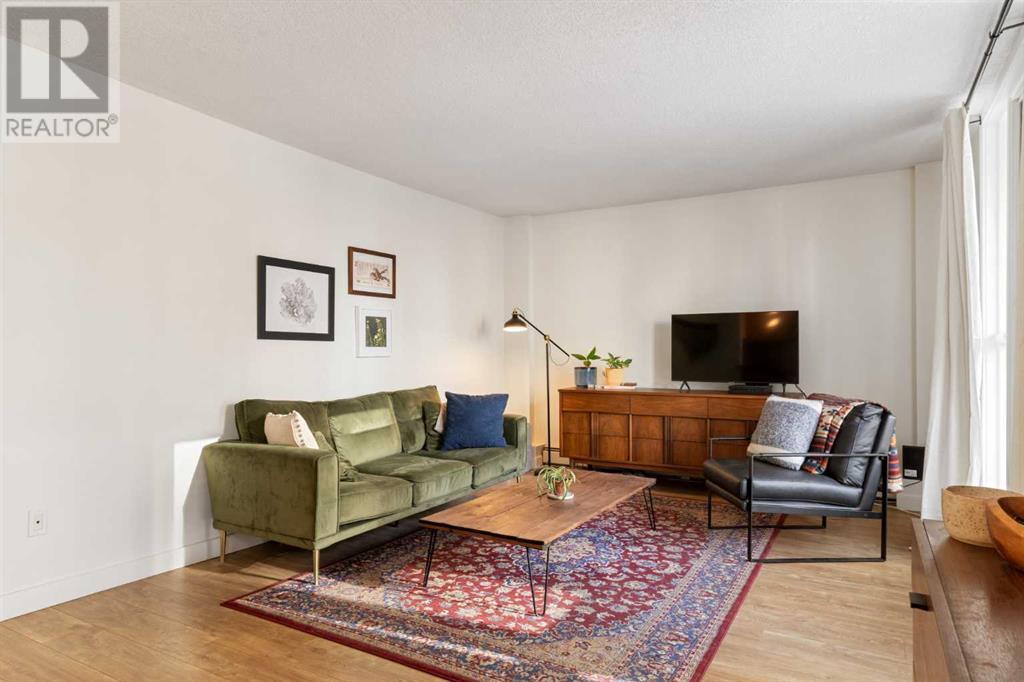 Single Family House for Sale in    Avenue SW Beltline Calgary 