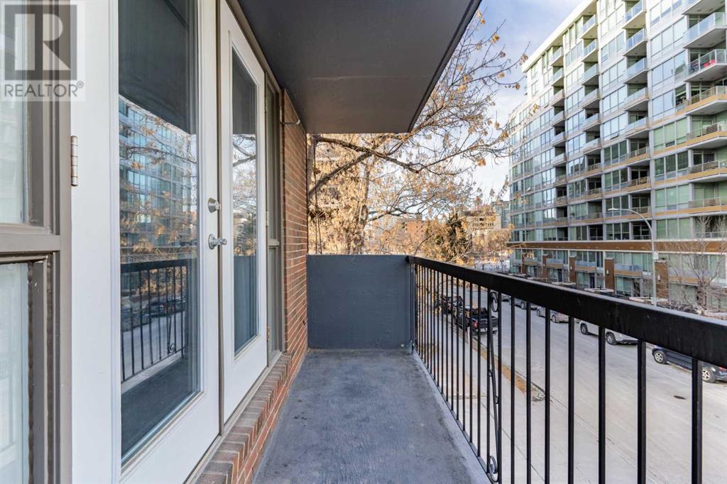 Single Family House for Sale in    Avenue SW Beltline Calgary 