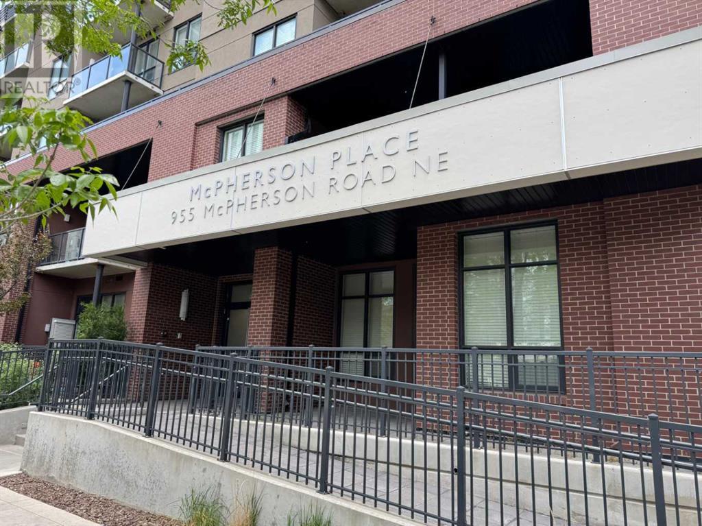 Single Family House Loft for Sale in   Mcpherson Road NE Bridgeland/Riverside Calgary 