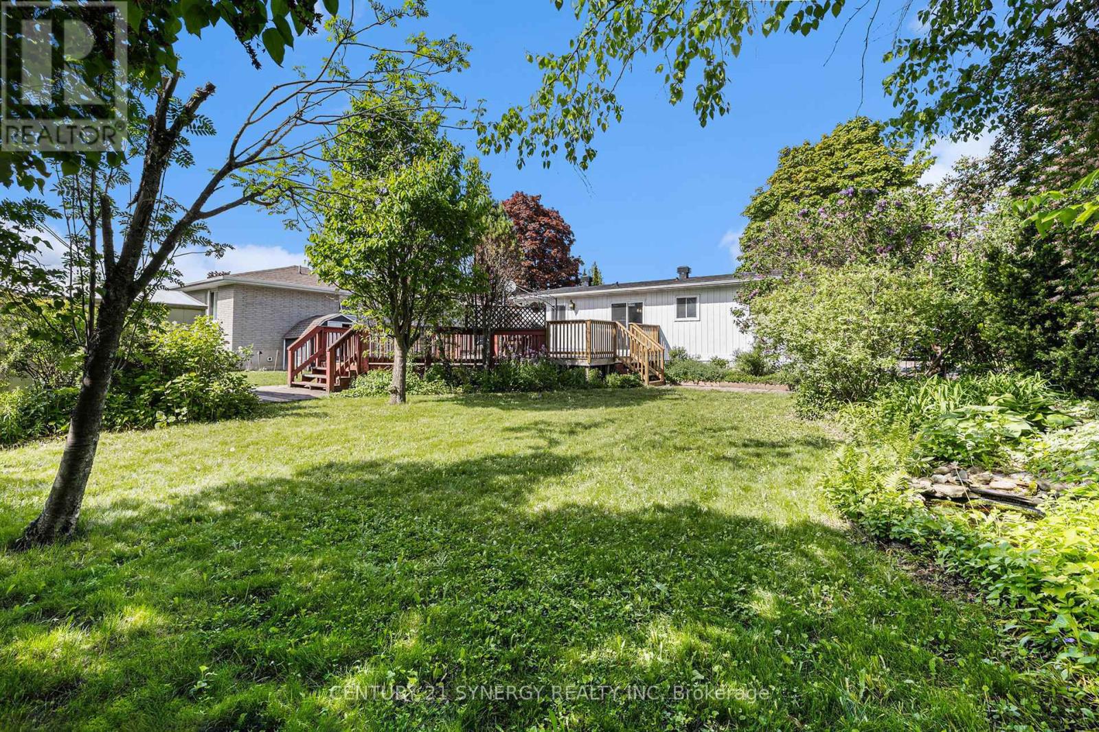 Photo 31 of 12 Morgan Avenue, Perth ON