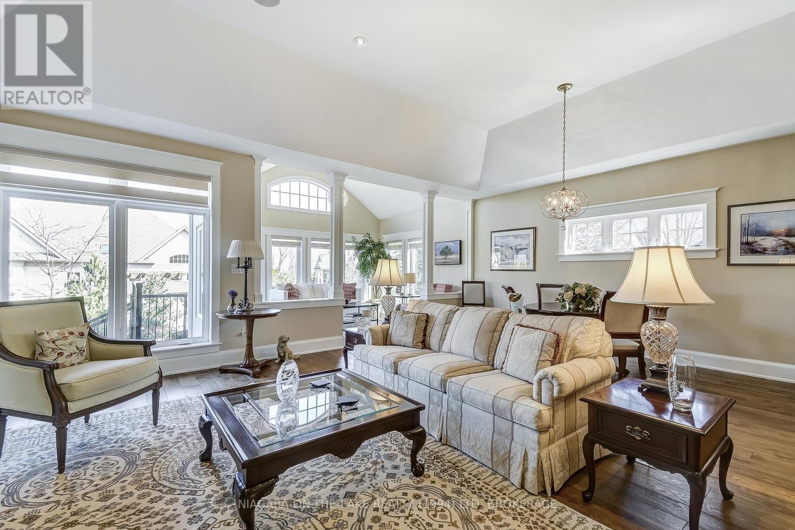 Photo 24 of 12 Stoneridge Crescent, Niagaraonthelake ON