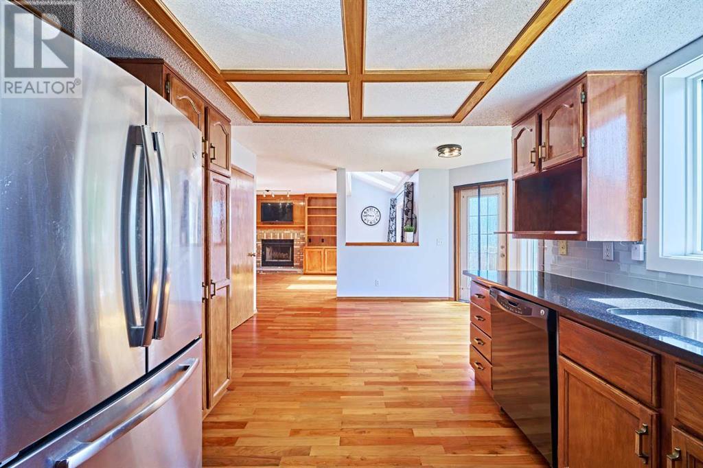 Single Family House for Sale in  Hawkstone Drive NW Hawkwood Calgary 