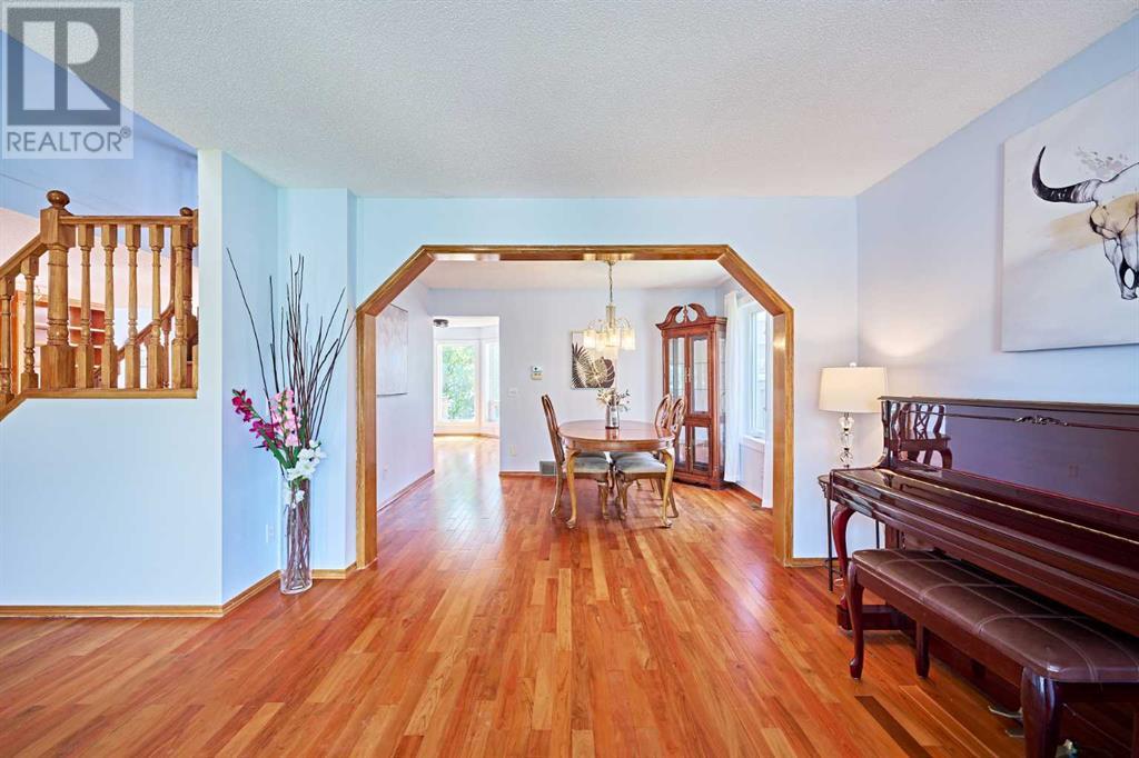 Single Family House for Sale in  Hawkstone Drive NW Hawkwood Calgary 