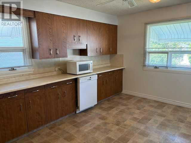 Single Family House Bungalow for Sale in   Street S Victoria Park Lethbridge 