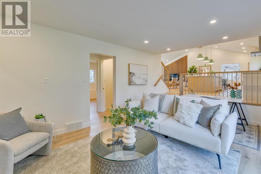 Single Family House for Sale in  Willowfern Drive SE Willow Park Calgary 