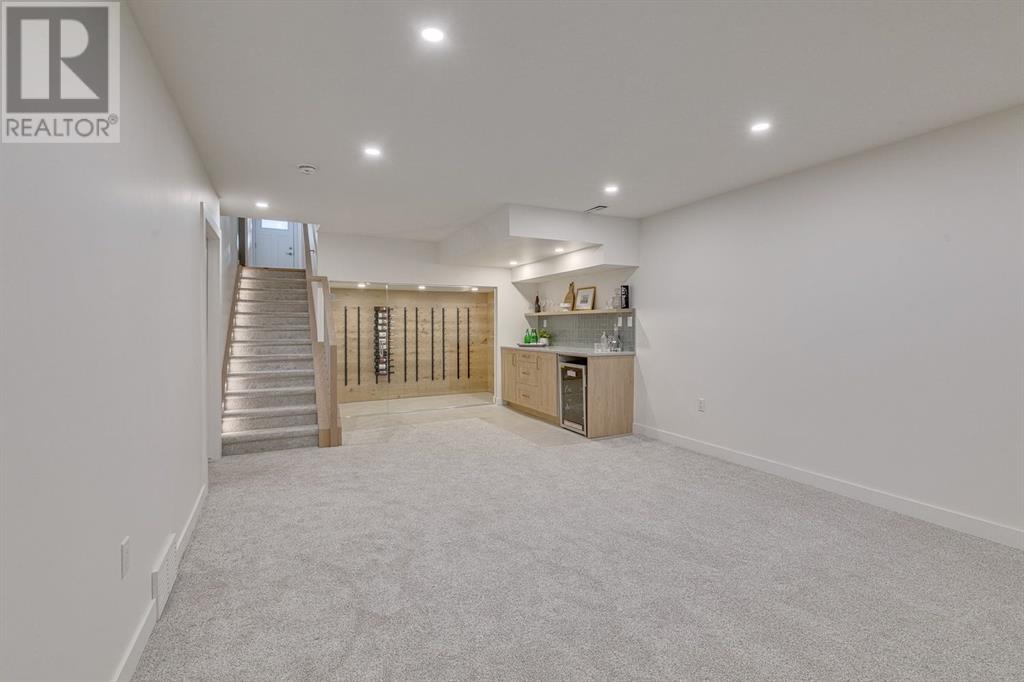 Single Family House for Sale in  Willowfern Drive SE Willow Park Calgary 