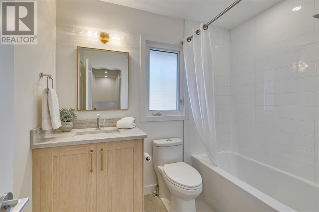 Single Family House for Sale in  Willowfern Drive SE Willow Park Calgary 