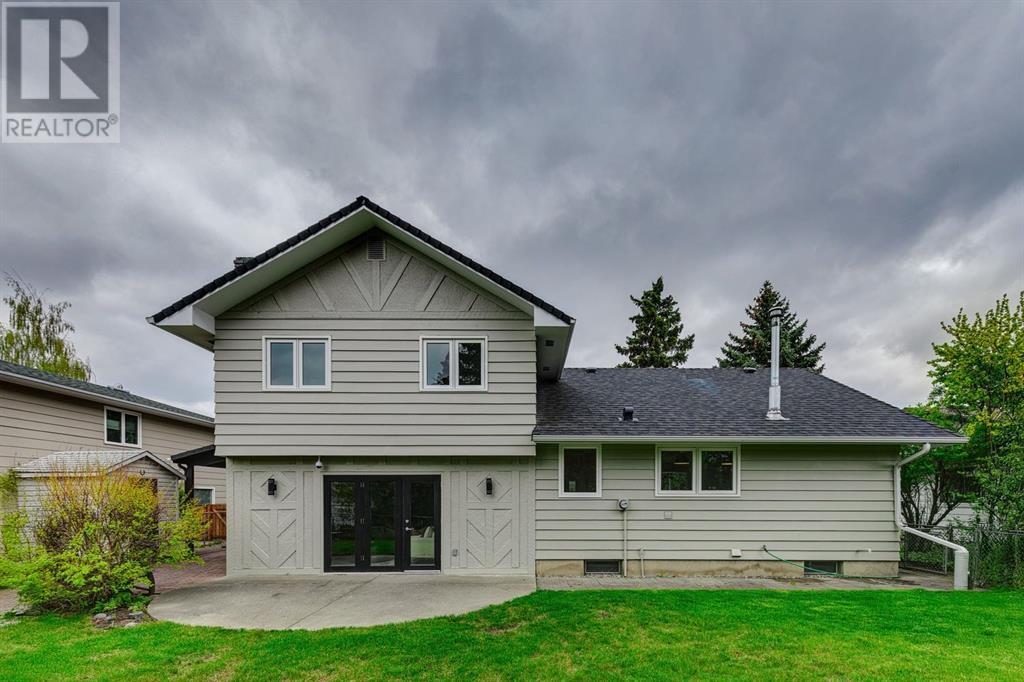 Single Family House for Sale in  Willowfern Drive SE Willow Park Calgary 