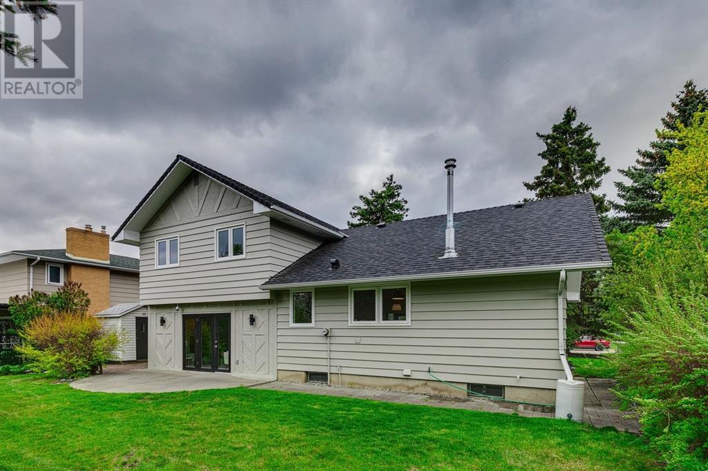 Single Family House for Sale in  Willowfern Drive SE Willow Park Calgary 
