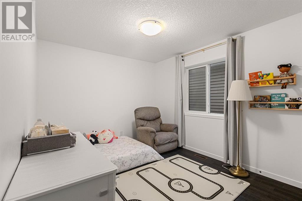 Single Family House for Sale in  Belmont Heath SW Belmont Calgary 