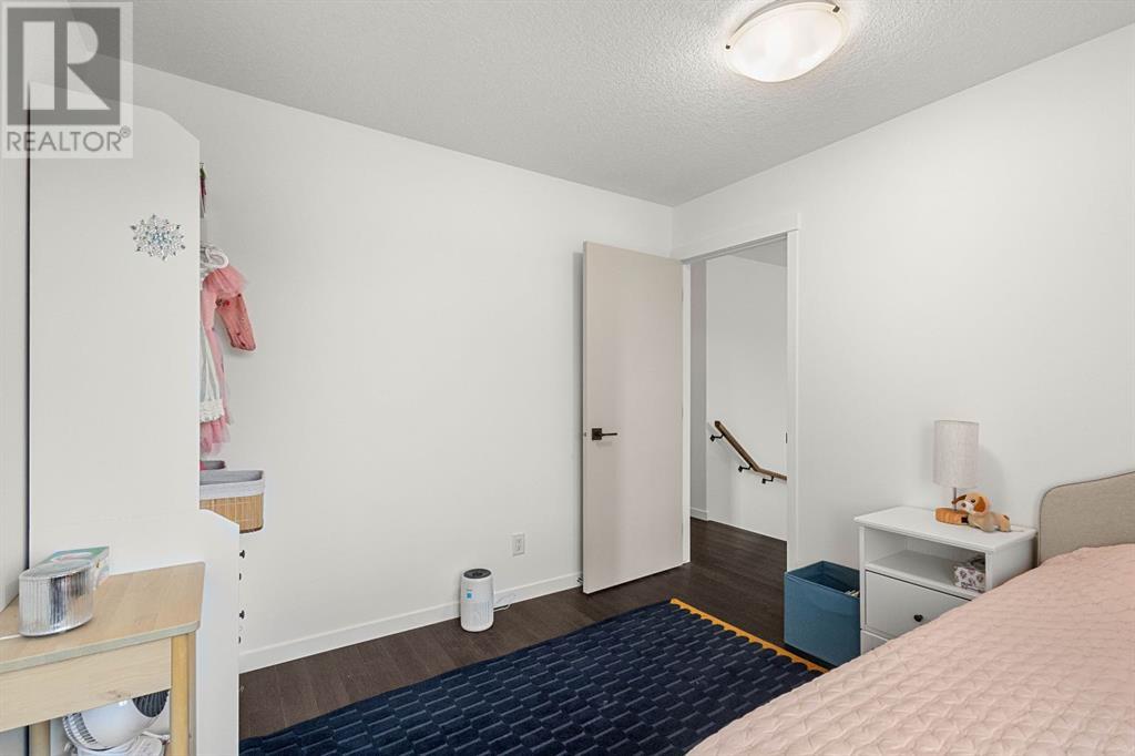 Single Family House for Sale in  Belmont Heath SW Belmont Calgary 