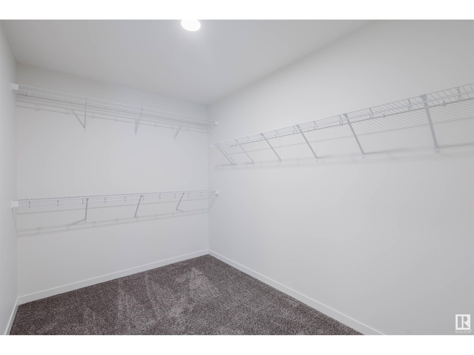 Photo 31 of 456 33 St Sw, Edmonton AB
