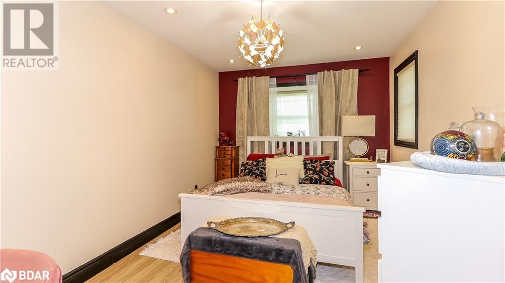 Photo 25 of 20 Manett Crescent, Brampton ON