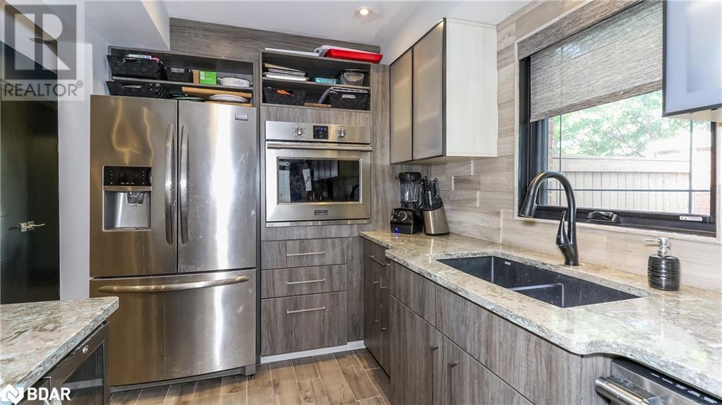 Photo 26 of 20 Manett Crescent, Brampton ON