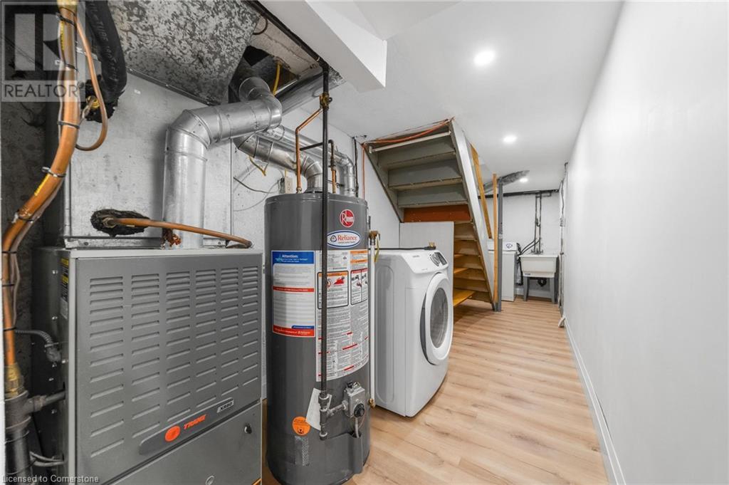 Photo 5 of 10 Angus Road Unit 17, Hamilton ON