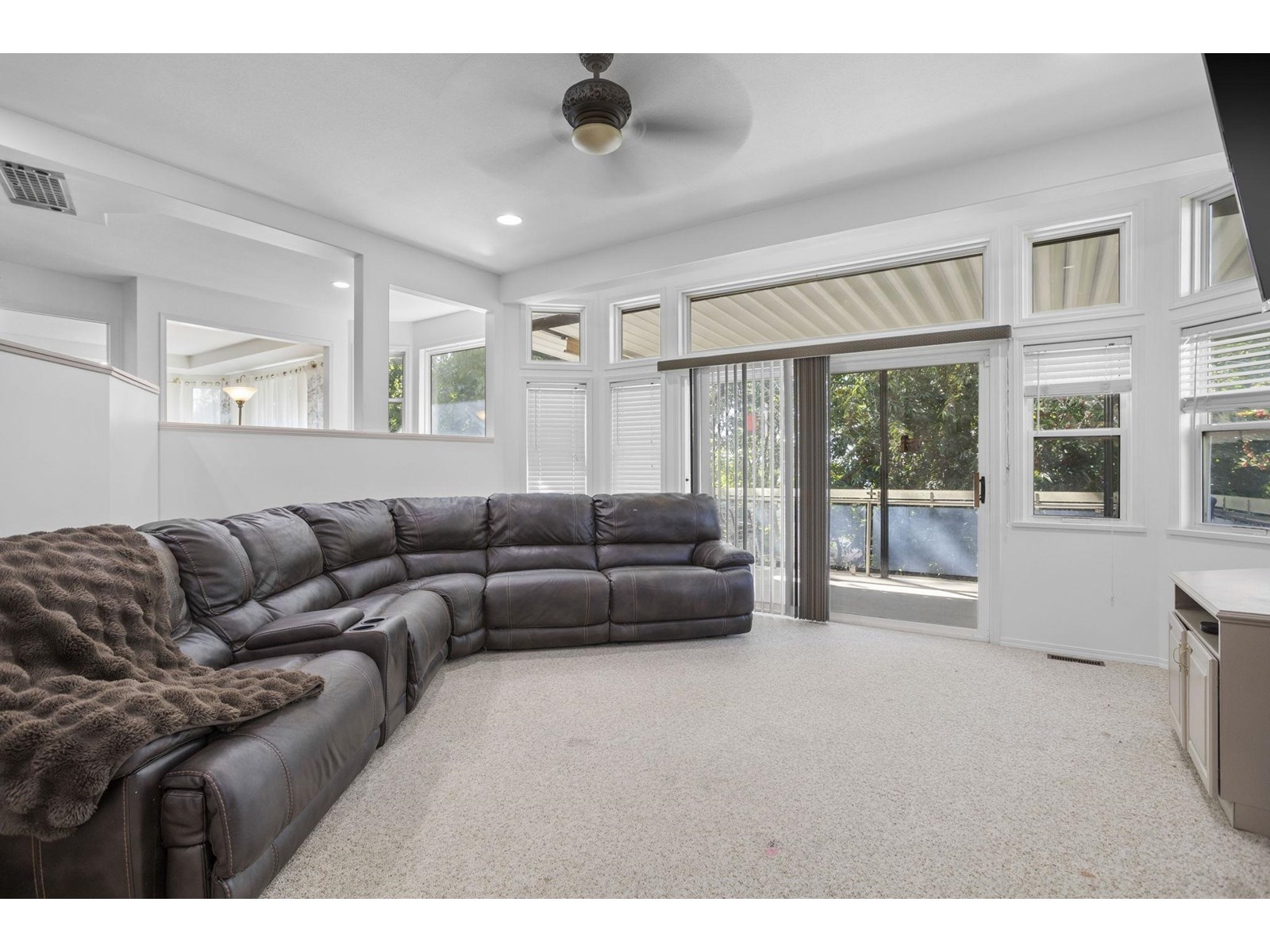 Photo 18 of 3737 Lethbridge Drive, Abbotsford BC