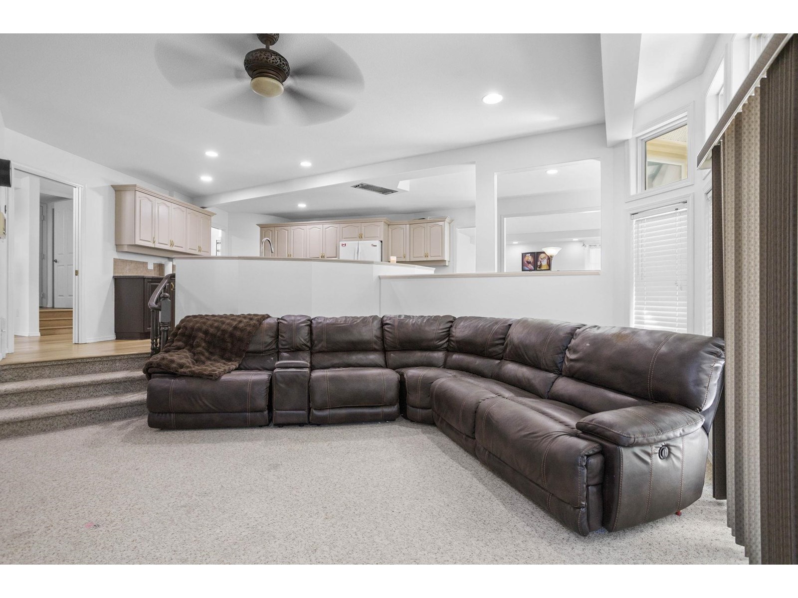 Photo 17 of 3737 Lethbridge Drive, Abbotsford BC