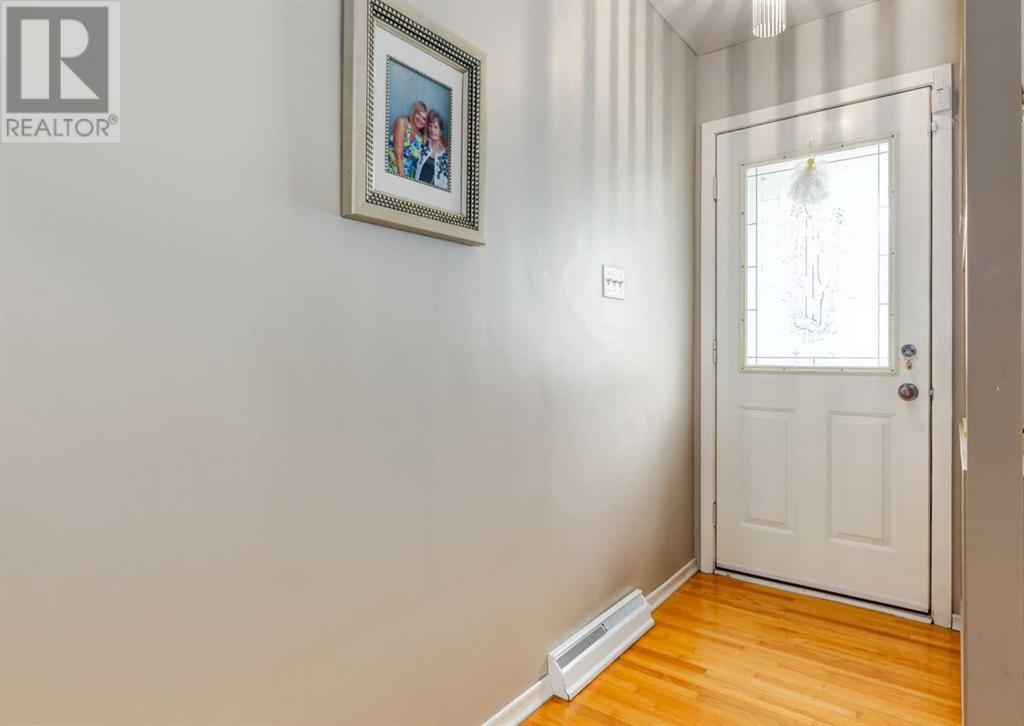 Single Family House Bungalow for Sale in   Street NE Mayland Heights Calgary 