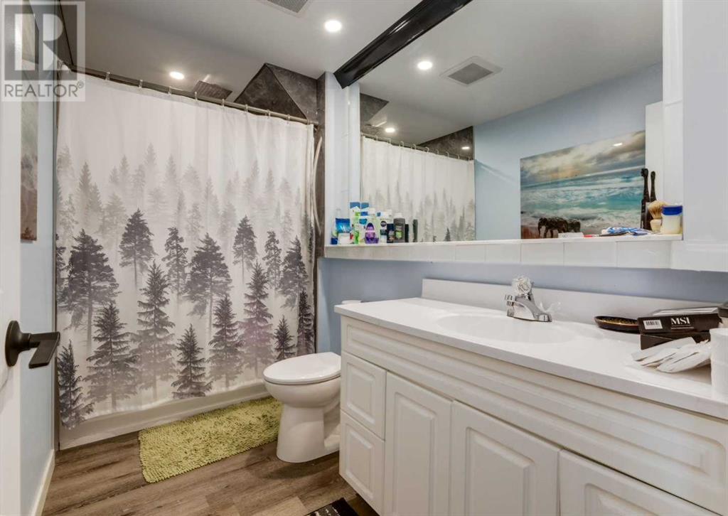 Single Family House Bungalow for Sale in   Street NE Mayland Heights Calgary 