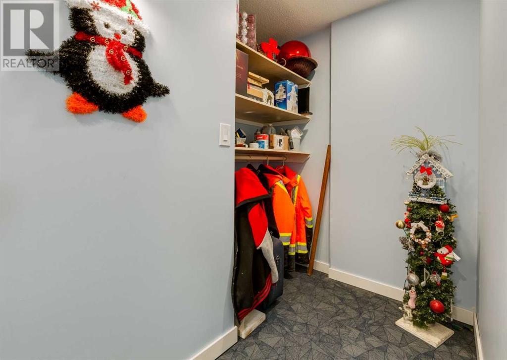 Single Family House Bungalow for Sale in   Street NE Mayland Heights Calgary 