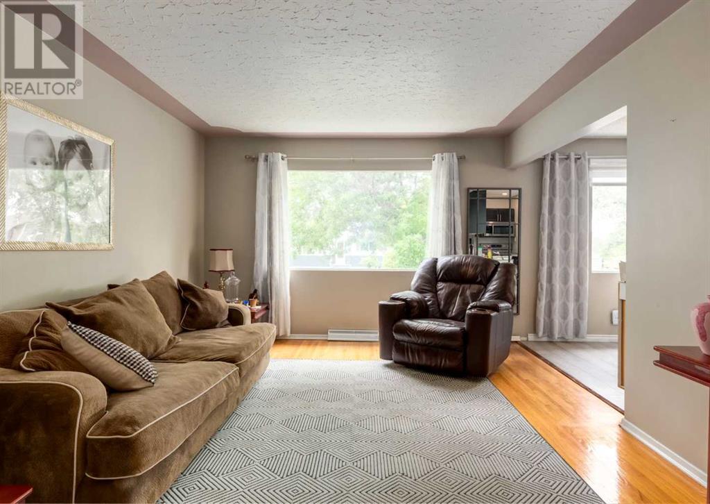 Single Family House Bungalow for Sale in   Street NE Mayland Heights Calgary 