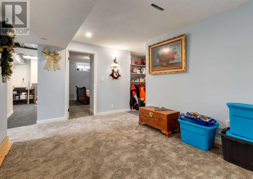 Single Family House Bungalow for Sale in   Street NE Mayland Heights Calgary 