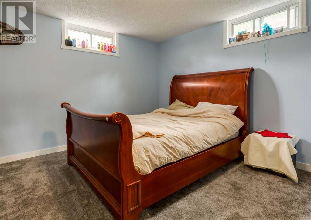 Single Family House Bungalow for Sale in   Street NE Mayland Heights Calgary 