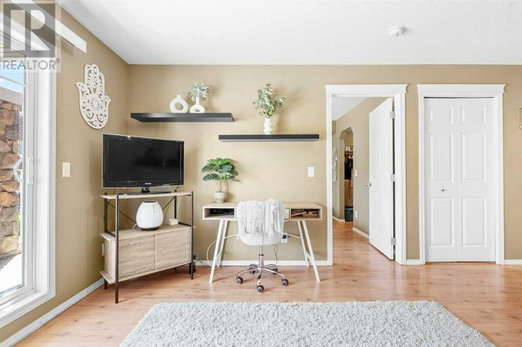 Single Family House for Sale in   Panamount Drive NW Panorama Hills Calgary 