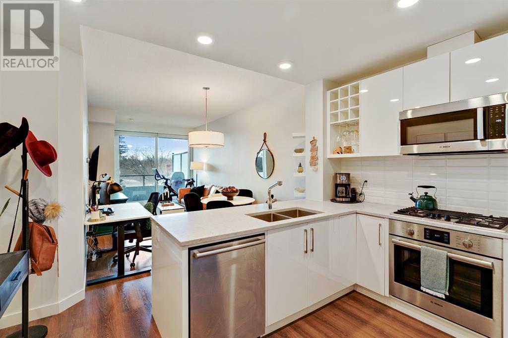 Single Family House for Sale in    Street NW Hillhurst Calgary 