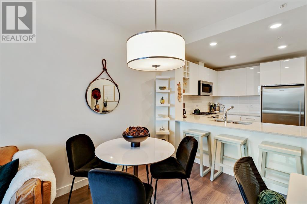 Single Family House for Sale in    Street NW Hillhurst Calgary 