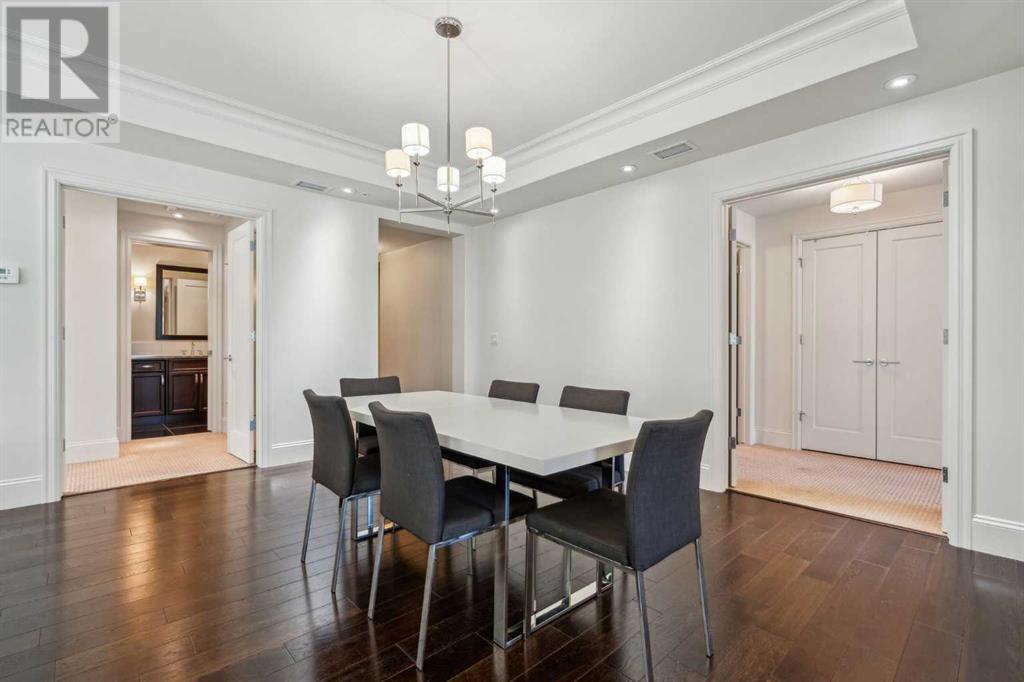 Single Family House for Sale in   Quarry Way SE Douglasdale/Glen Calgary 