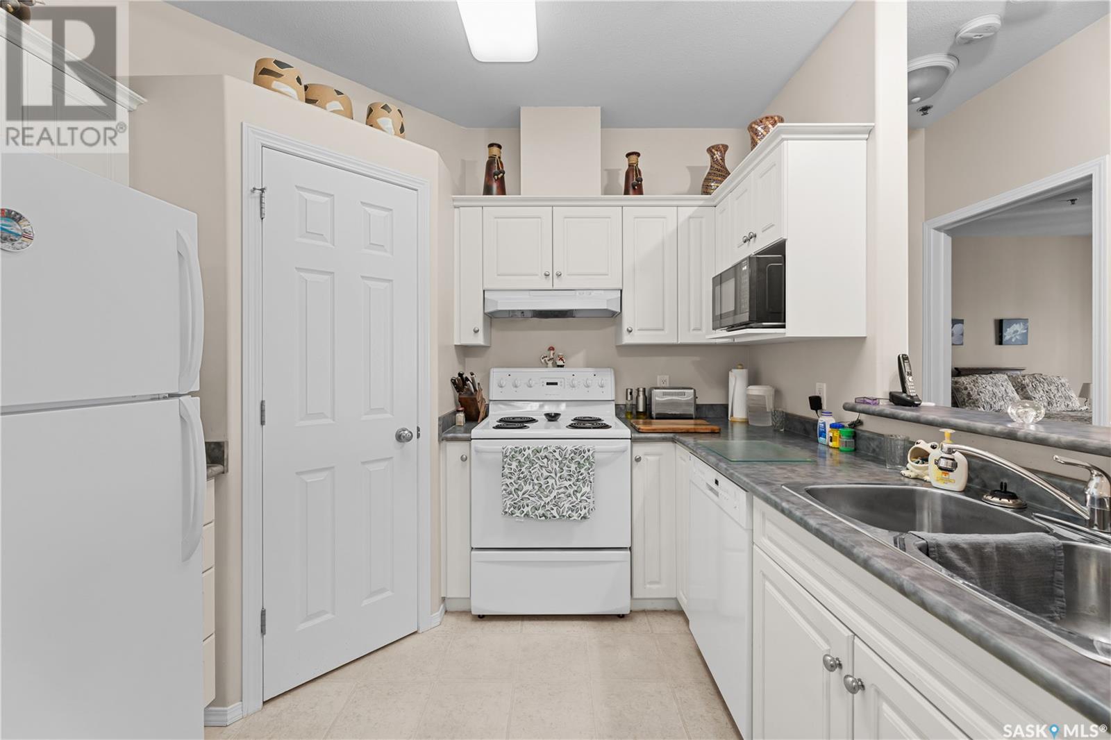 Single Family House High rise for Sale in   Nelson ROAD Saskatoon 