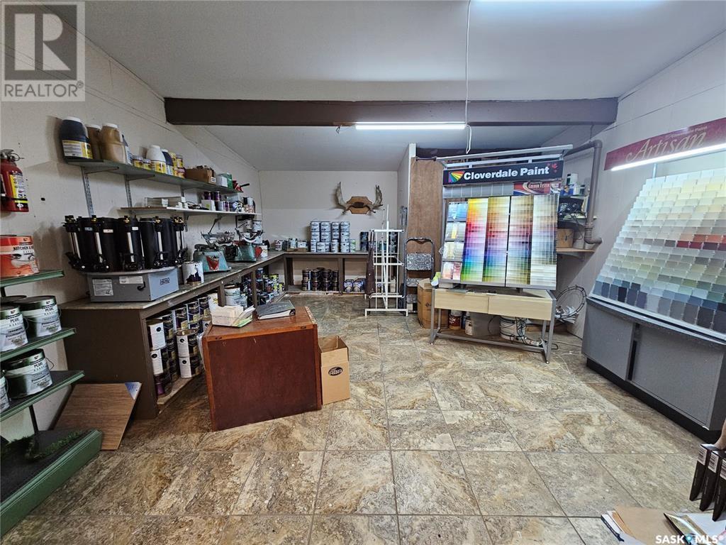 712 Railway STREET — photo 29