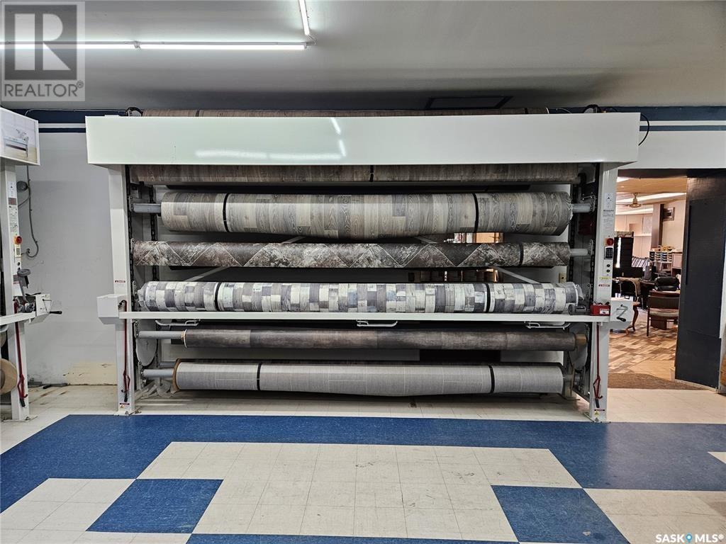 712 Railway STREET — photo 34